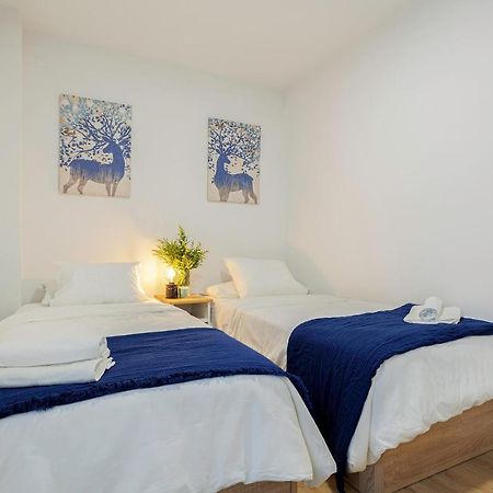 Genesis Apartment In Madrid Exteriör bild