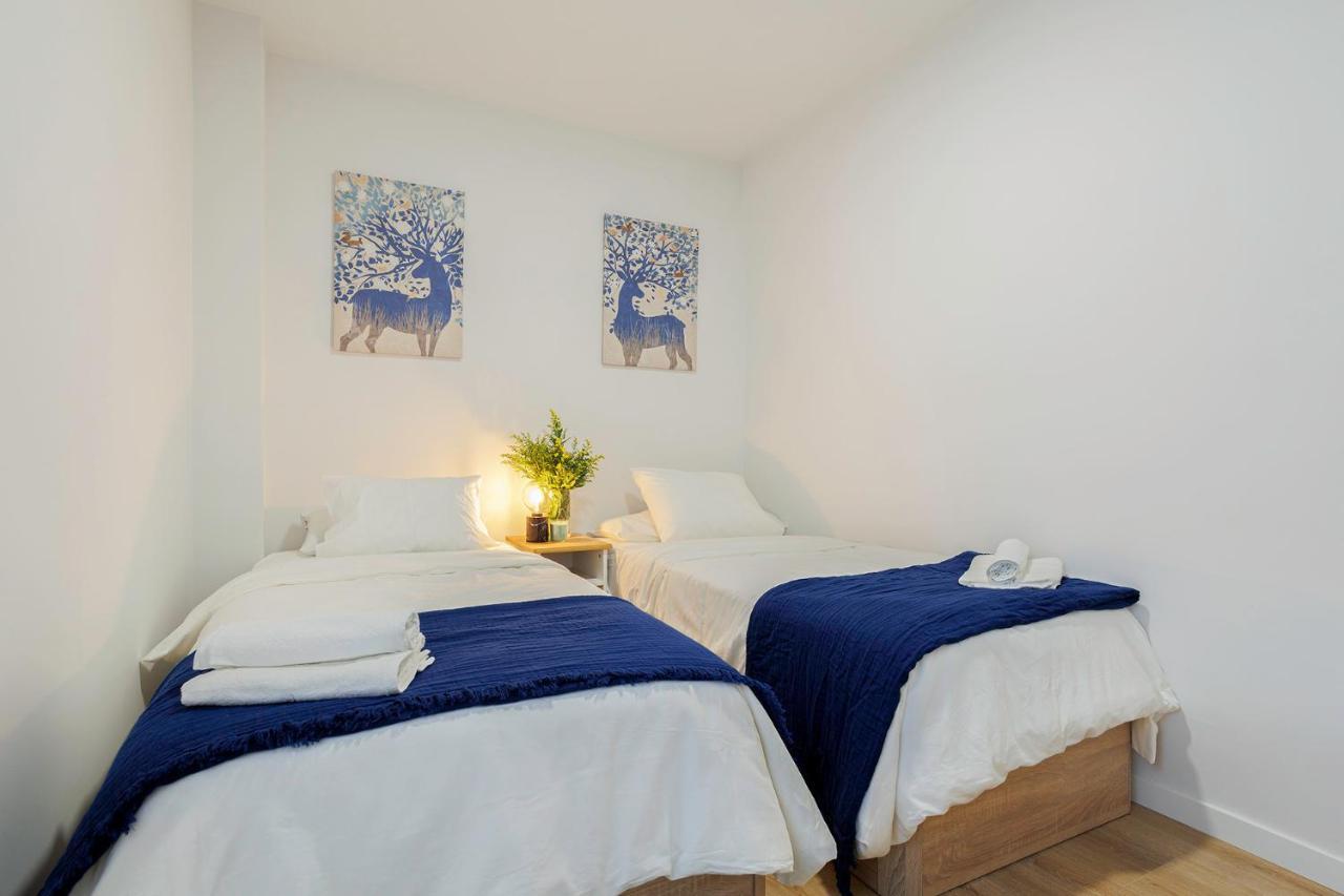 Genesis Apartment In Madrid Exteriör bild